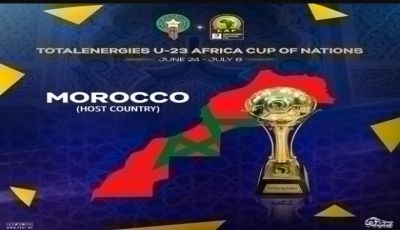 <p>أعلن الاتحاد الإفريقي بشكل رسمي اليوم الثلاثاء، أن المغرب سيحتضن منافسات كأس أمم إفريقيا لأقل من 23 سنة والمؤهلة لأولمبياد باريس 2024 من 24 يونيو إلى 8 يونيو المقبل.</p>
<p>ويأتي هذا الإعلان في ظل تقديم المغرب ترشيحه لاستضافة البطولة، في ظل غياب أي ملف منافس في القارة السمراء.</p>
<p>وينص نظام البطولة الإفريقية على ترشح الفائز والوصيف وصاحب المركز الثالث إلى منافسات أولمبياد باريس المقام السنة المقبلة 2024.</p>
<p>وكان الظهور الأول للمسابقة الأفريقية للشباب في عام 2011، وتُقام المسابقة كل 4 سنوات، وهي الطريق الوحيد لدورة الألعاب الأولمبية باختلاف نسخها</p>