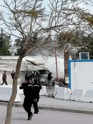 تفجير انتحاري قرب السفارة الأمريكية بتونس وهذه أبرز الخسائر