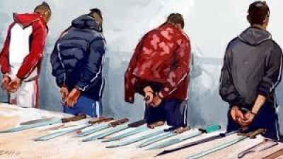 توقيف تسعة أعضاء شبكة متخصصة في سرقة المحلات التجارية