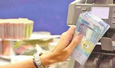 الأبحاث مستمرة  عن راكب نسي حقيبة مليئة بالذهب و أموال طائلة في عربة القطار !