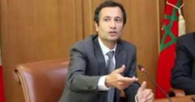وزير المالية  يجد وصفة سحرية لحل بعض مؤسسات الدولة