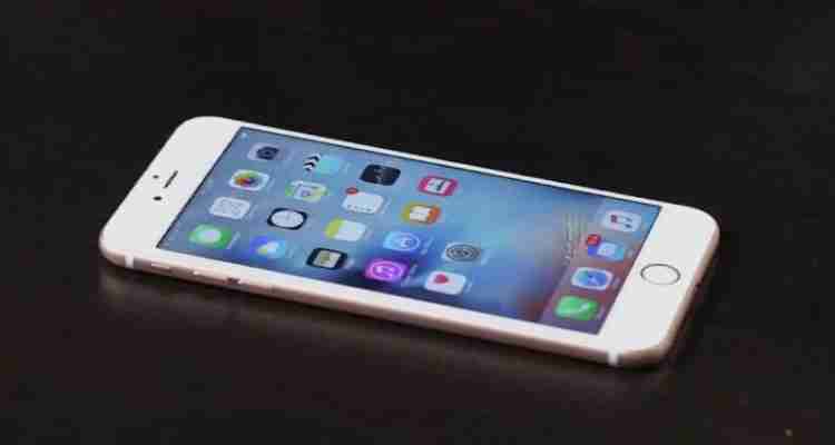 احذر.. اذا كان لديك هاتف آيفون لاتضبطه على هذا التاريخ!