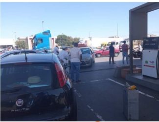 خطير جدا ... محطات بنزين توزع كازوال رديء يتسبب في اختلالات ميكانيكية للسيارات