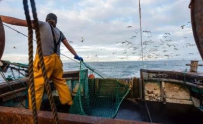 خبايا صفقة استهدفت جنوب المملكة همت تخفيض أسعار المحروقات