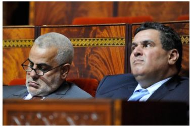 بسبب بنكيران و أخنوش ... أسعار المحروقات ما تزال مرتفعة بالنظر لسعر البرميل عالميا