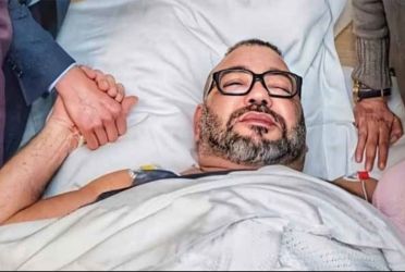 سر حرص الملك المغربي على وضع شعبه في صورة وضعه الصحي وإحاطته بأدق تفاصيل حياته ؟