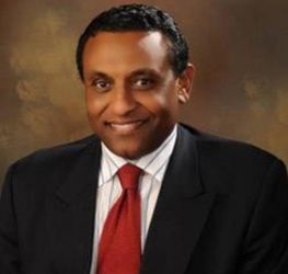 كامل إدريس: الإتصالات والتحول الرقمي أولى مقومات تنمية وبناء الدولة الحديثة