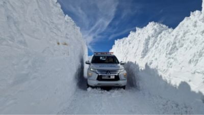 ازيلال تسخر كل إمكانياتها لتعبئة متعددة لفك العزلة وحماية الأرواح من التساقطات الثلجية