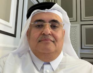صراع الفائدة ومضيق هرمز يفرض التذبذب على أسعار الذهب وسط تصدّر الدولار للمشهد الاقتصادي