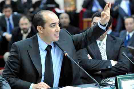 اوزين يخرج عن صمته ويذكر تفاصيل الشريط الصوتي الخادش للحياء