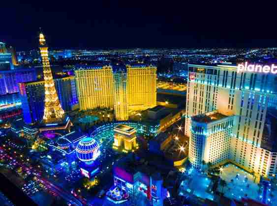 لاس فيغاس.. عاصمة الزواج السريع في أميركا تفقد بريقها