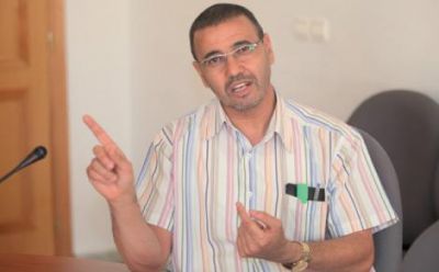 استقالة امحمد جبرون جاءت بعد مروره الباهت في احدى القنوات التلفزية