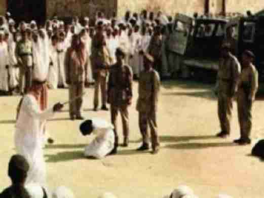 قطع 28 رأسا لمسؤولي حادث منى بأمر من ملك السعودية