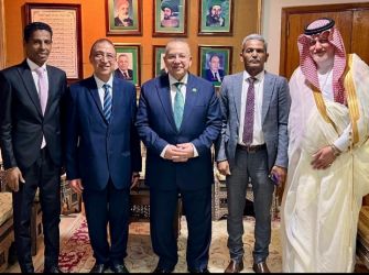 نحو تحول رقمي شامل.. نقيب الأشراف يستعرض مقترح إطلاق أول تطبيق إلكتروني لخدمة أبناء النقابة